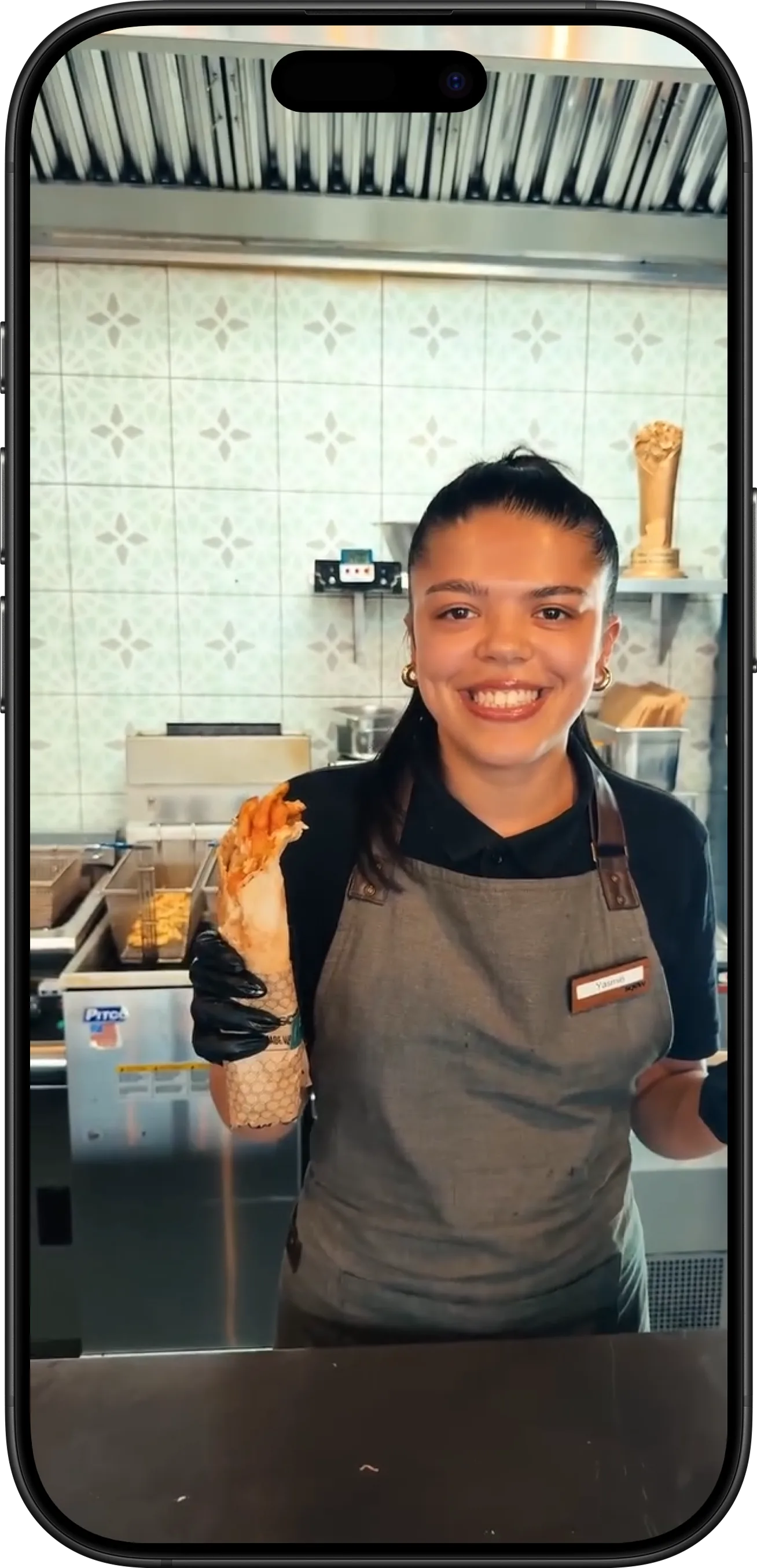 Yazmin, Sqew manager